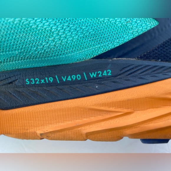 Hoka ONE ONE M Zinal - size US: 10D, UK 9.5 - Picture 7 of 13